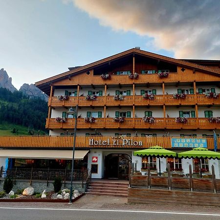 Hotel El Pilon Pozza di Fassa Esterno foto