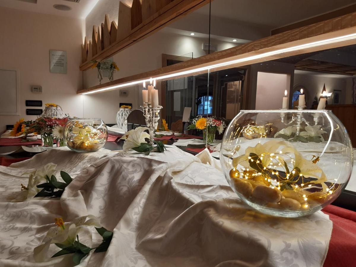 Hotel El Pilon Pozza di Fassa Esterno foto