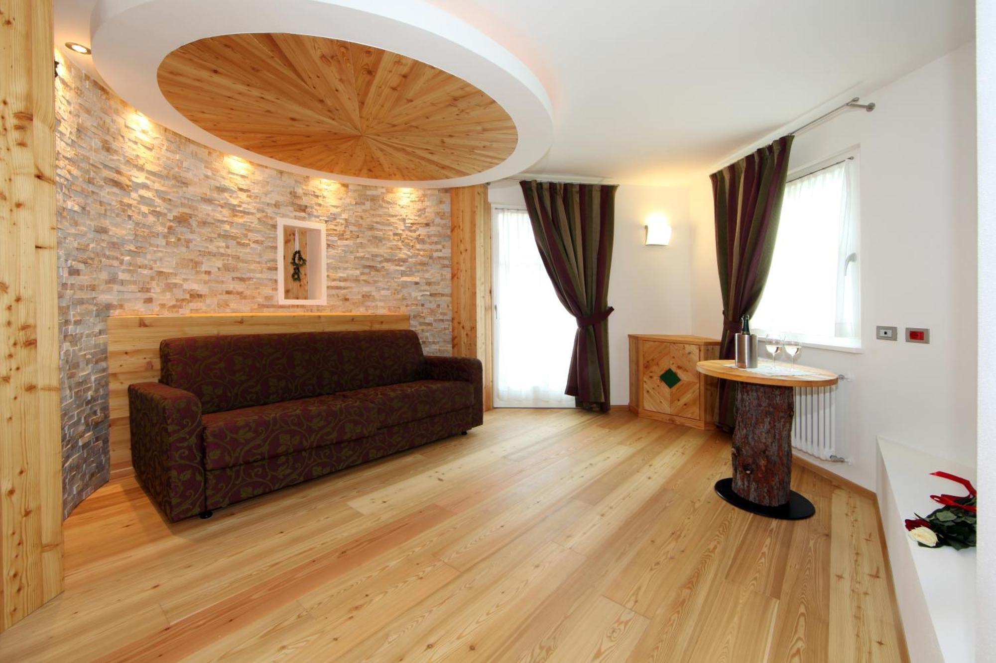 Hotel El Pilon Pozza di Fassa Esterno foto